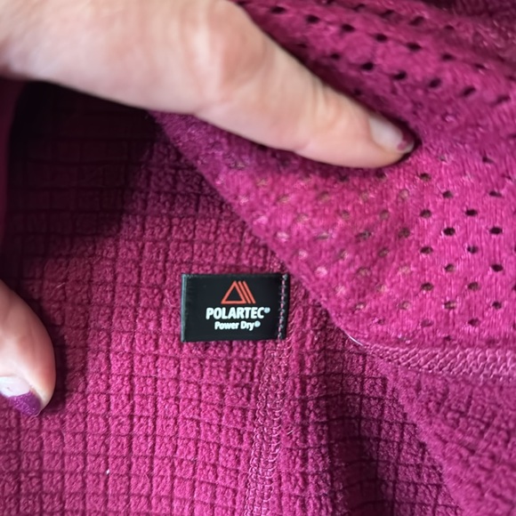 Women’s M Magenta Patagonia Jacket - Picture 6 of 6